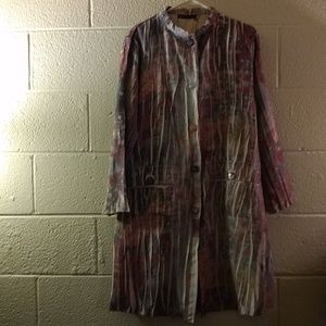 Long Duster,beige lining,mother of pearl buttons,